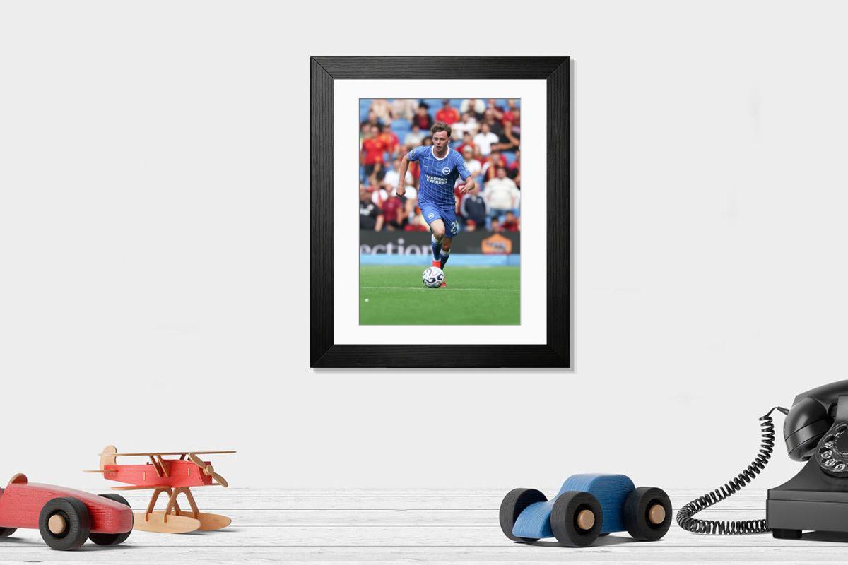 Shown hanging in a room: Modern 14"x12" (36x31cm)