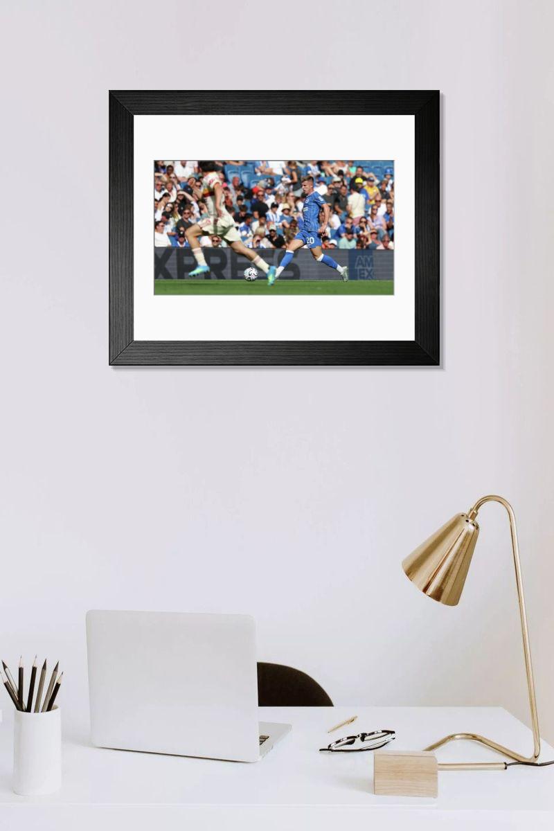 Shown hanging in a room: Modern 14"x12" (36x31cm)