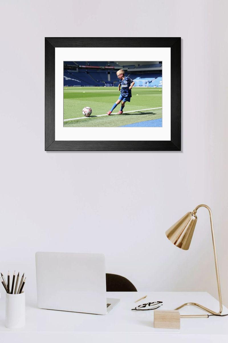 Shown hanging in a room: Modern 14"x12" (36x31cm)