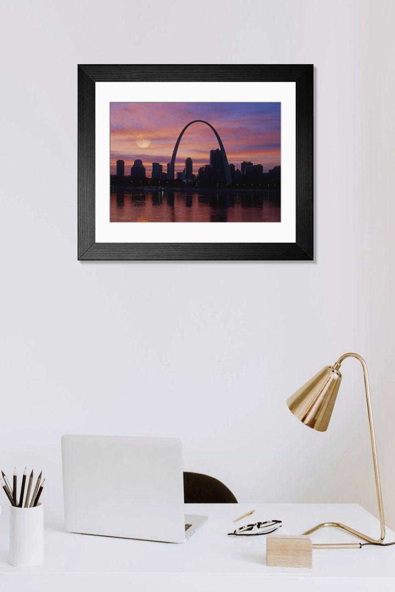 Shown hanging in a room: Modern 14"x12" (36x31cm)