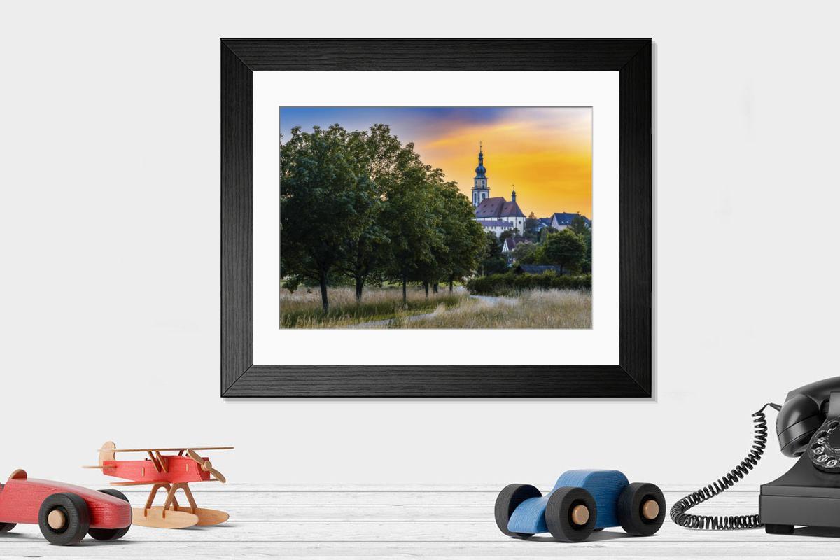 Shown hanging in a room: Modern 14"x12" (36x31cm)