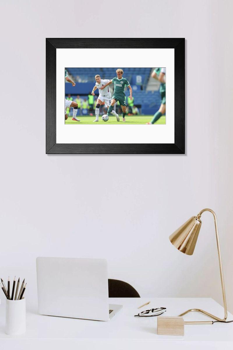 Shown hanging in a room: Modern 14"x12" (36x31cm)