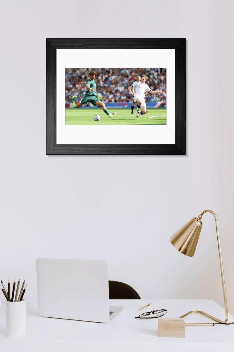Shown hanging in a room: Modern 14"x12" (36x31cm)