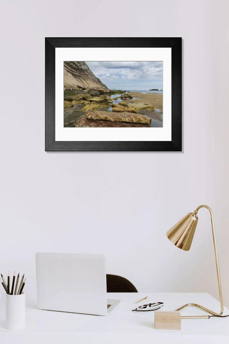 Shown hanging in a room: Modern 14"x12" (36x31cm)