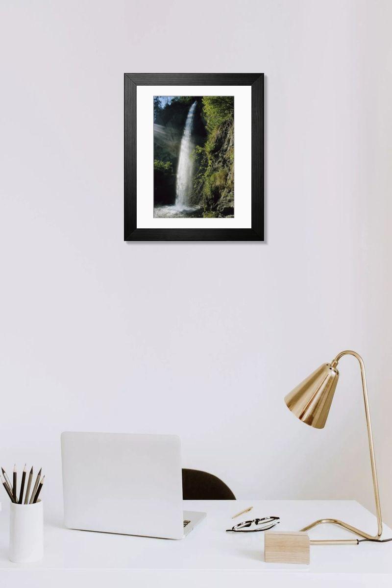 Shown hanging in a room: Modern 14"x12" (36x31cm)