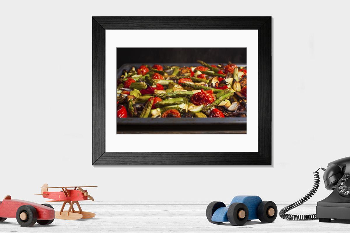 Shown hanging in a room: Modern 14"x12" (36x31cm)