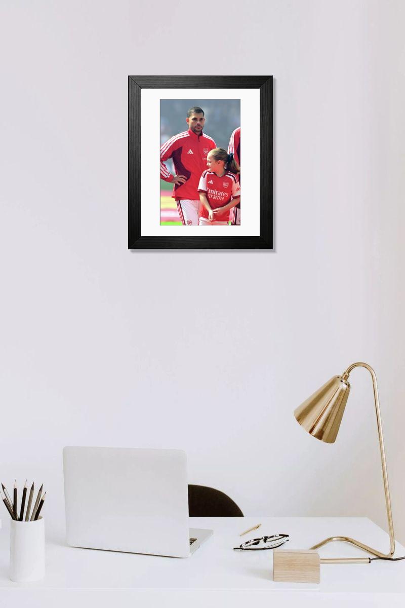 Shown hanging in a room: Modern 14"x12" (36x31cm)