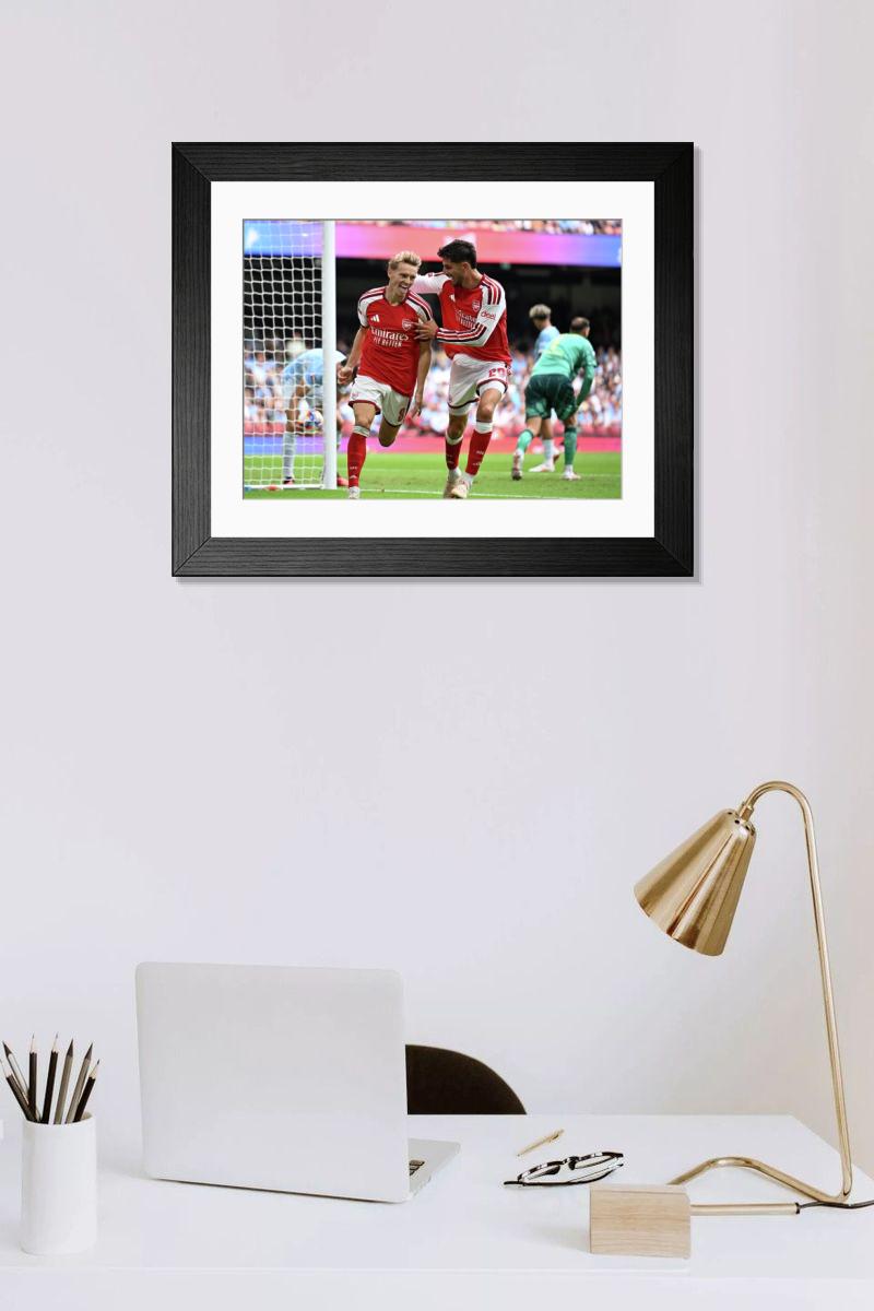 Shown hanging in a room: Modern 14"x12" (36x31cm)