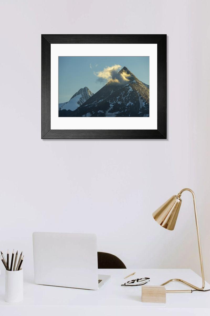 Shown hanging in a room: Modern 14"x12" (36x31cm)