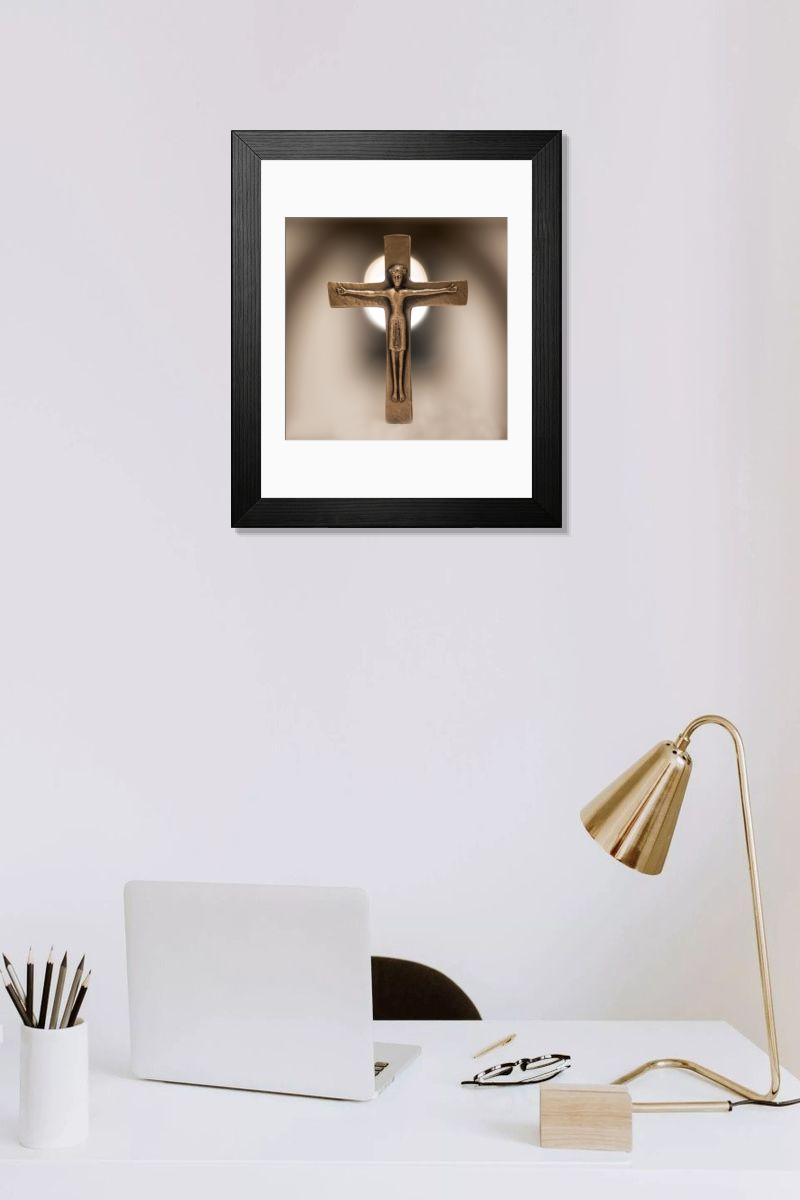 Shown hanging in a room: Modern 14"x12" (36x31cm)