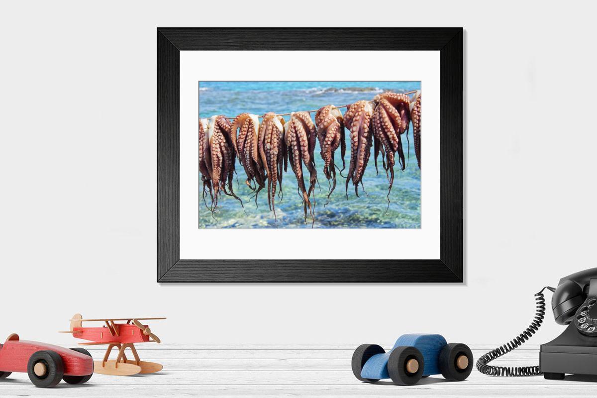 Shown hanging in a room: Modern 14"x12" (36x31cm)