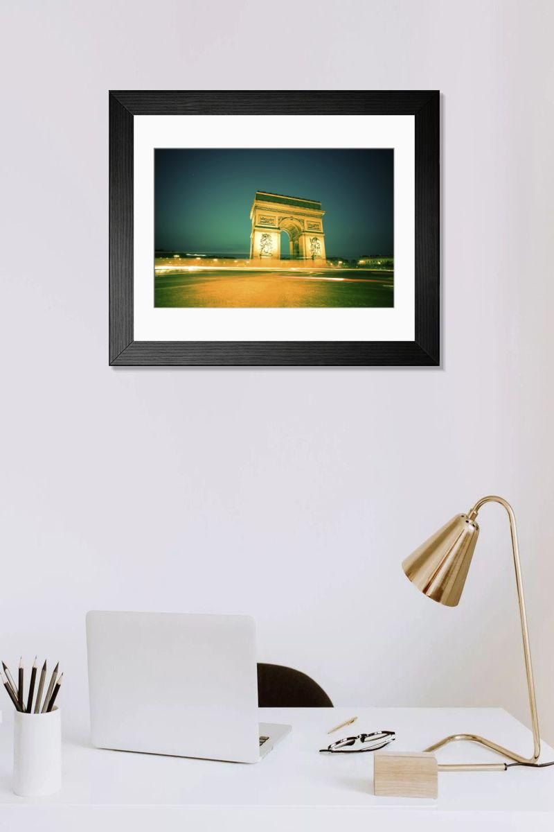 Shown hanging in a room: Modern 14"x12" (36x31cm)