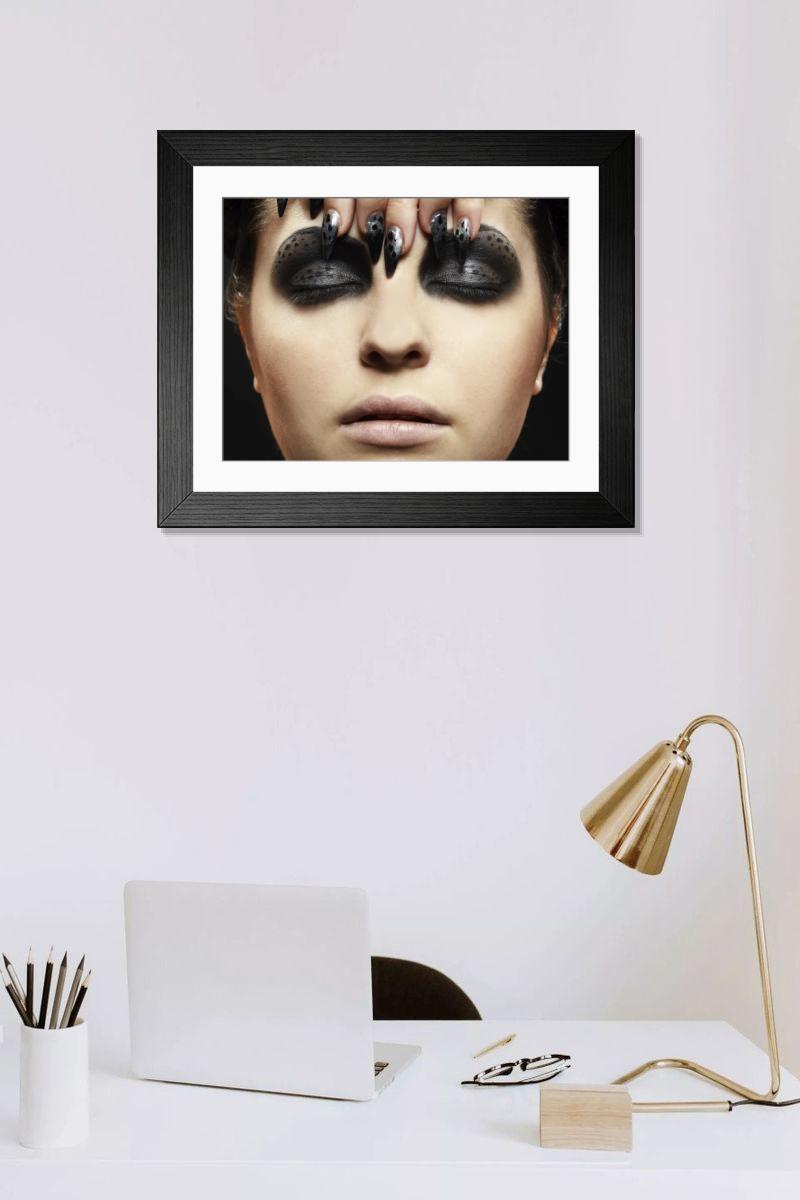 Shown hanging in a room: Modern 14"x12" (36x31cm)