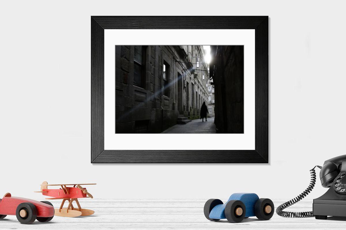 Shown hanging in a room: Modern 14"x12" (36x31cm)
