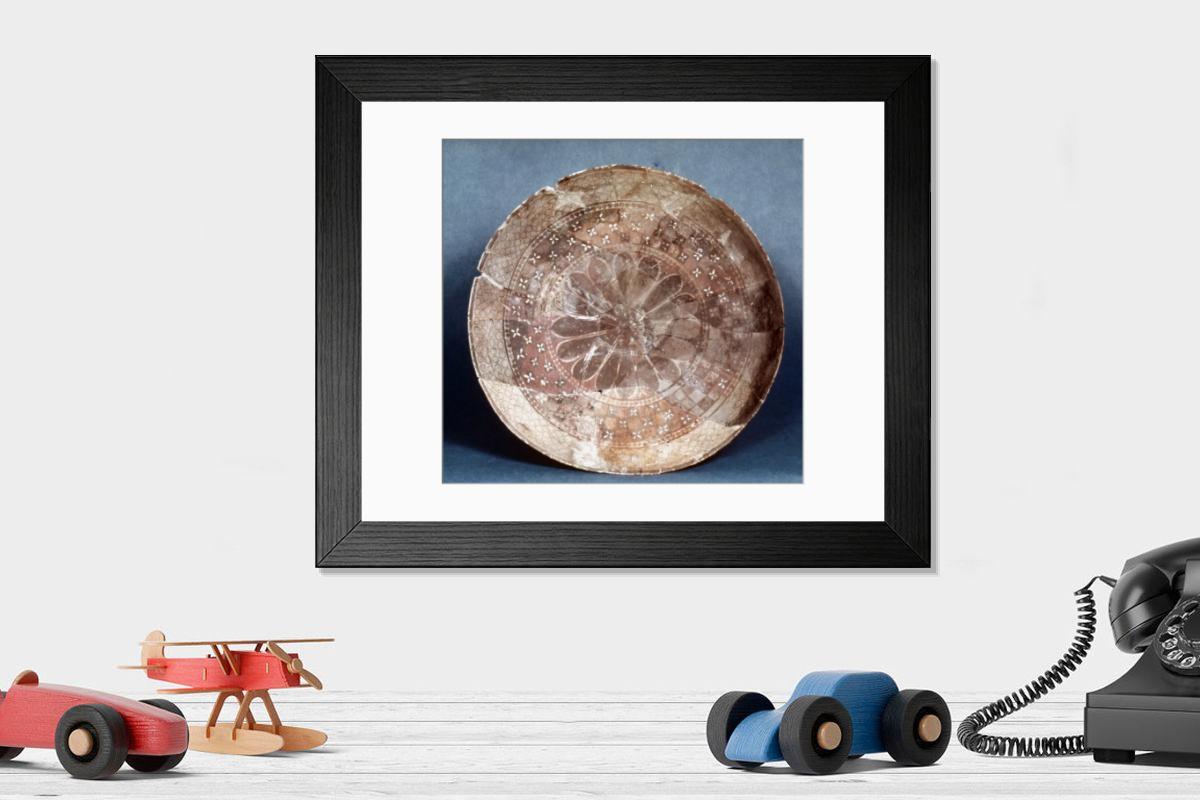 Shown hanging in a room: Modern 14"x12" (36x31cm)