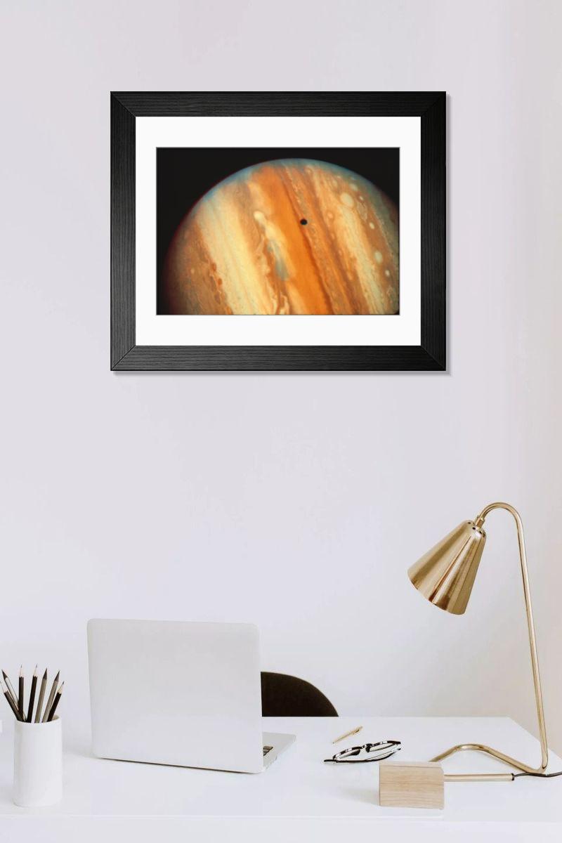 Shown hanging in a room: Modern 14"x12" (36x31cm)