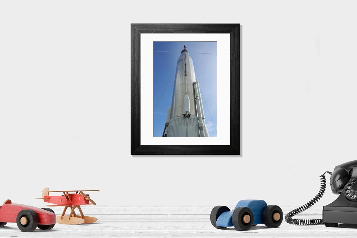Shown hanging in a room: Modern 14"x12" (36x31cm)