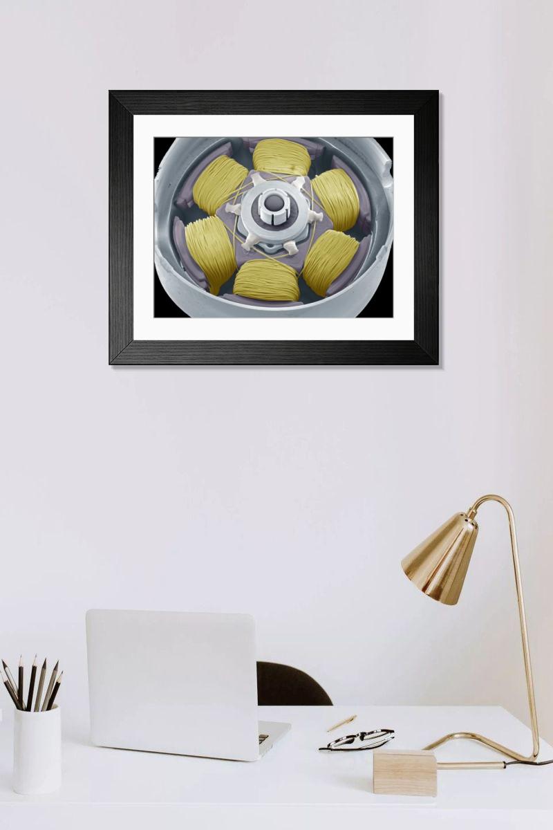 Shown hanging in a room: Modern 14"x12" (36x31cm)