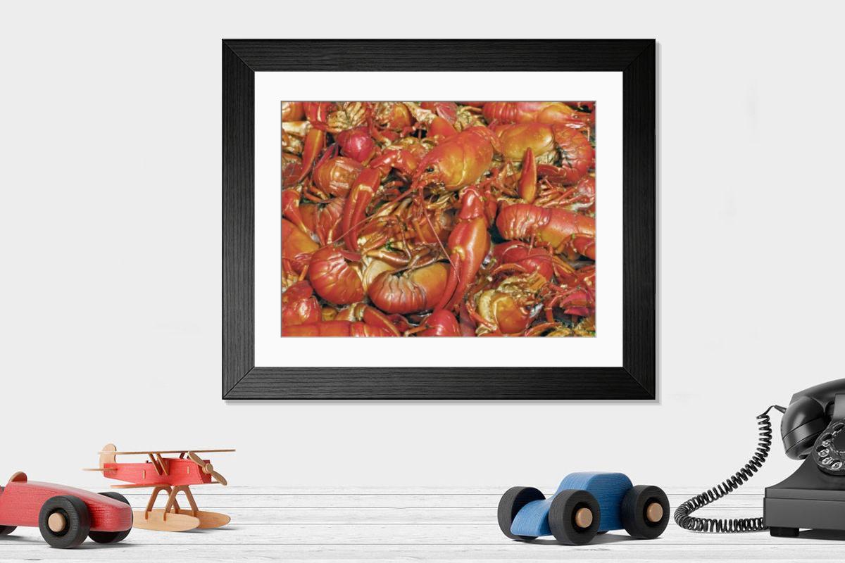 Shown hanging in a room: Modern 14"x12" (36x31cm)