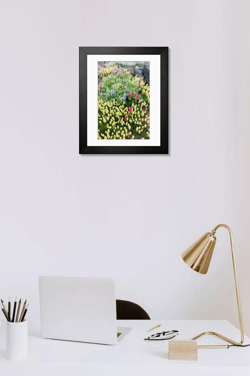 Shown hanging in a room: Modern 14"x12" (36x31cm)