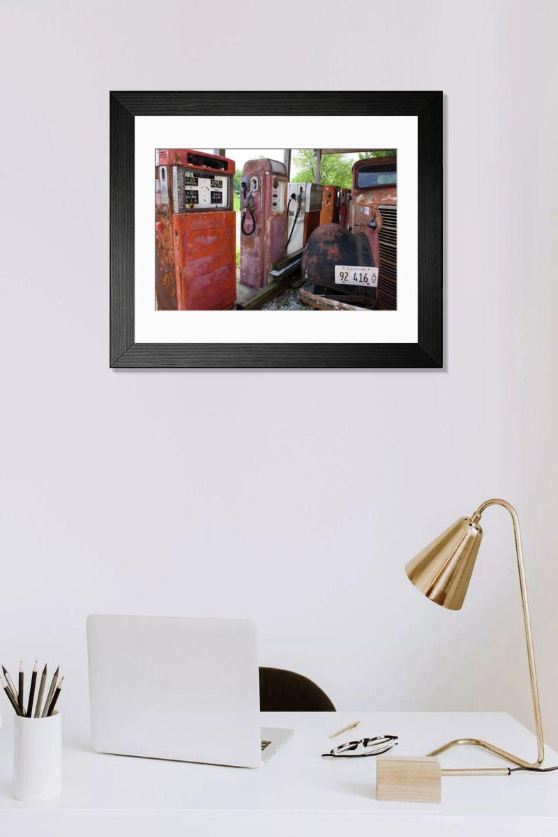 Shown hanging in a room: Modern 14"x12" (36x31cm)