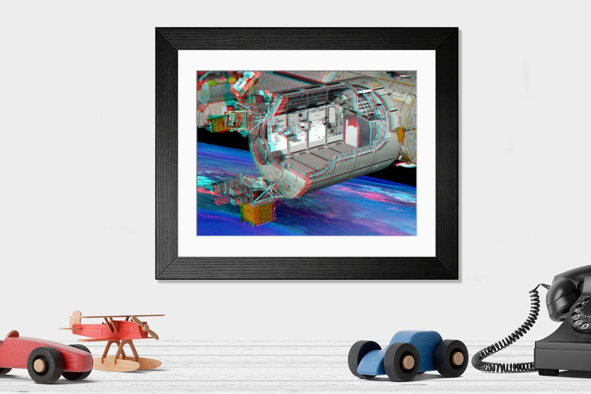 Shown hanging in a room: Modern 14"x12" (36x31cm)