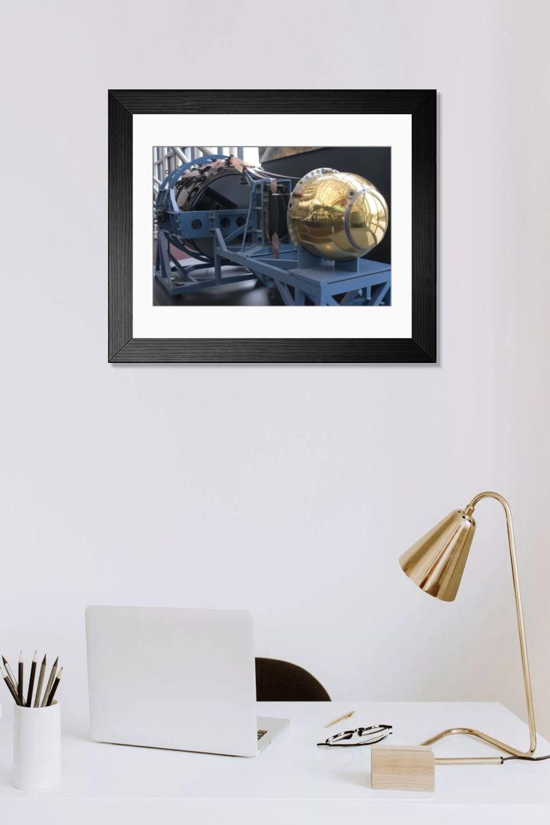 Shown hanging in a room: Modern 14"x12" (36x31cm)