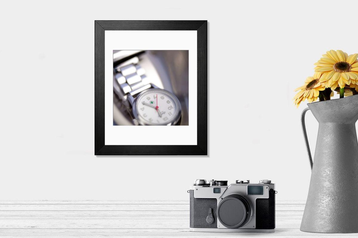 Shown hanging in a room: Modern 14"x12" (36x31cm)