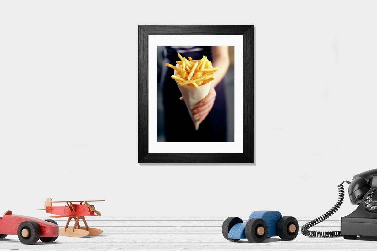 Shown hanging in a room: Modern 14"x12" (36x31cm)