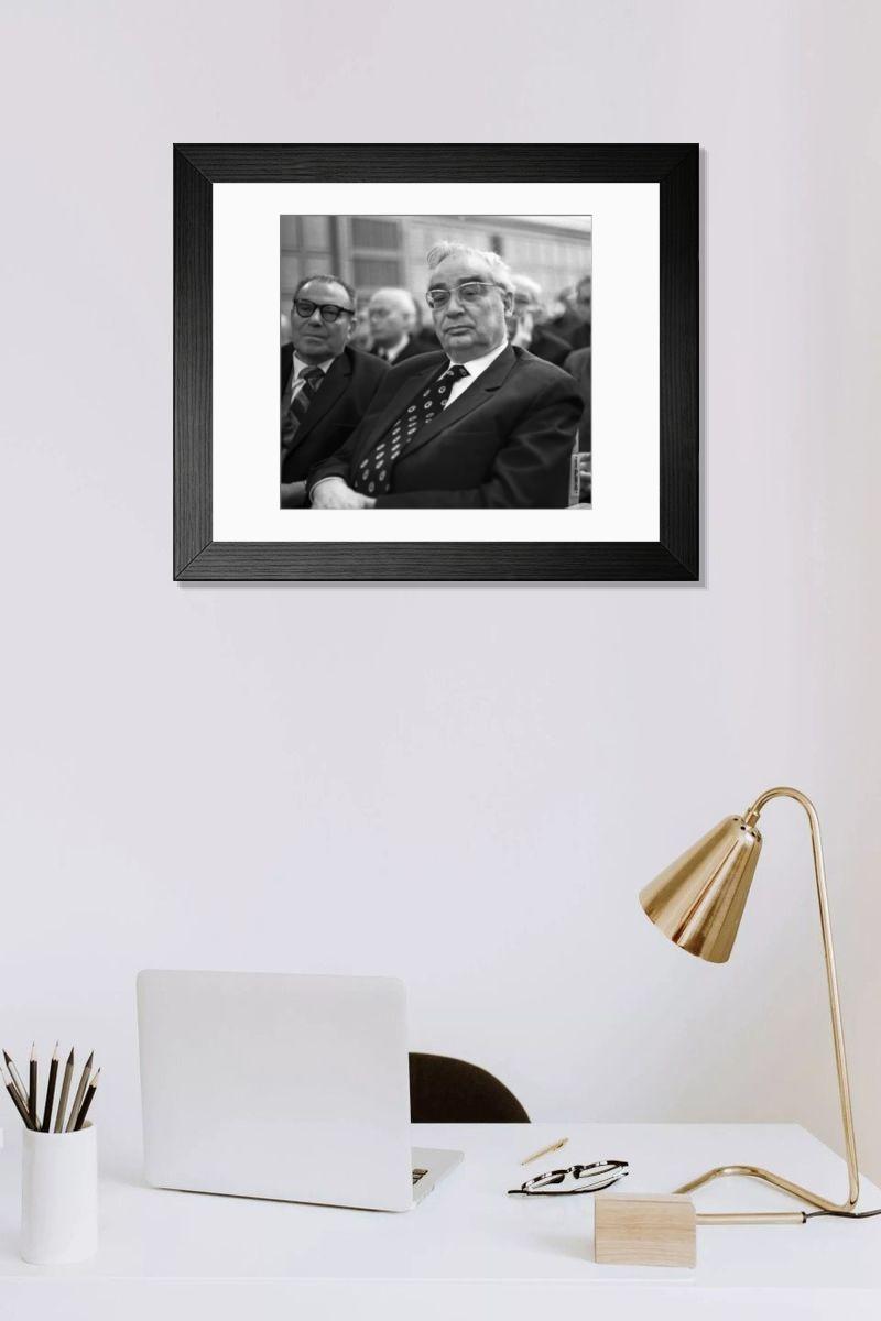 Shown hanging in a room: Modern 14"x12" (36x31cm)