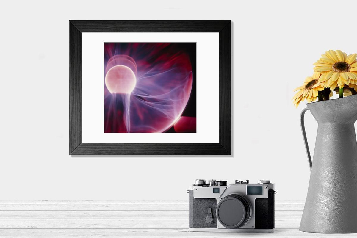 Shown hanging in a room: Modern 14"x12" (36x31cm)