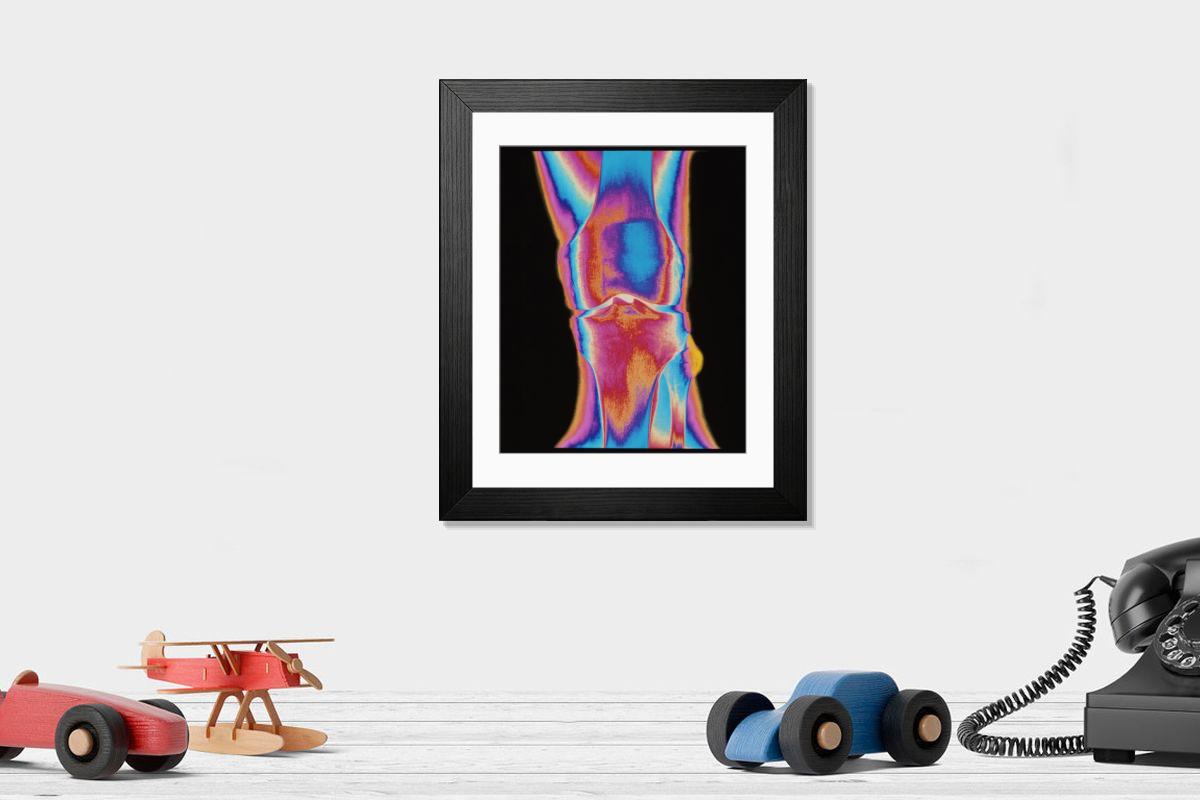 Shown hanging in a room: Modern 14"x12" (36x31cm)