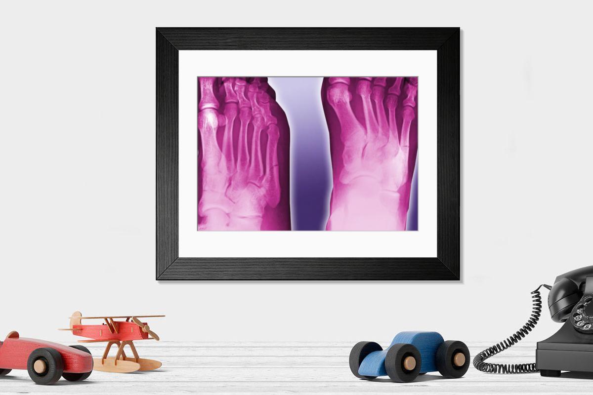 Shown hanging in a room: Modern 14"x12" (36x31cm)