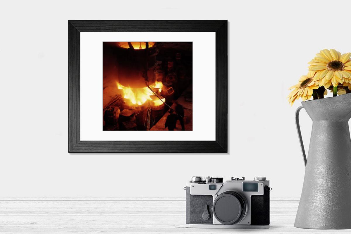 Shown hanging in a room: Modern 14"x12" (36x31cm)