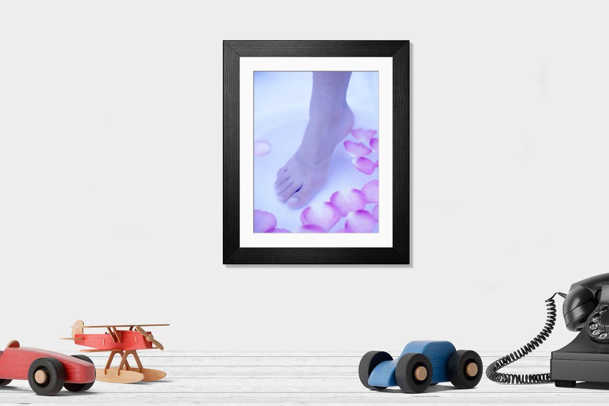 Shown hanging in a room: Modern 14"x12" (36x31cm)