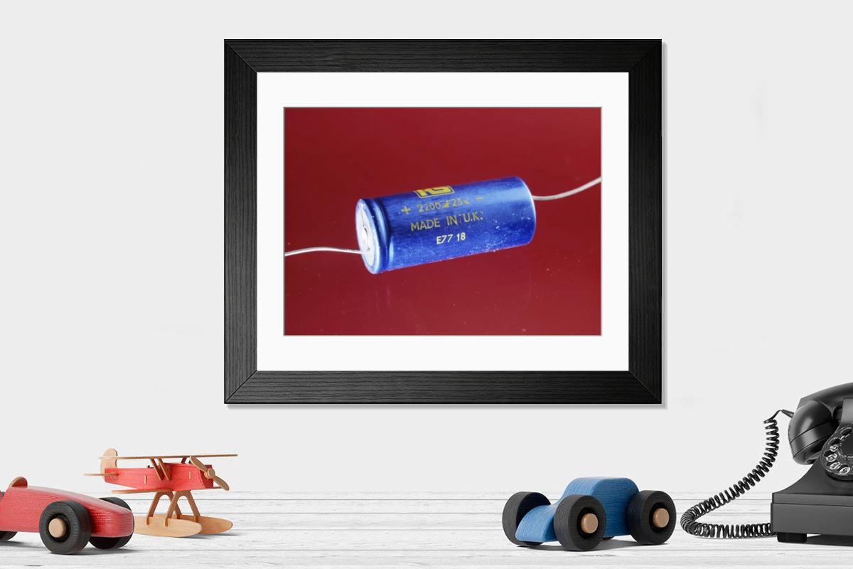 Shown hanging in a room: Modern 14"x12" (36x31cm)