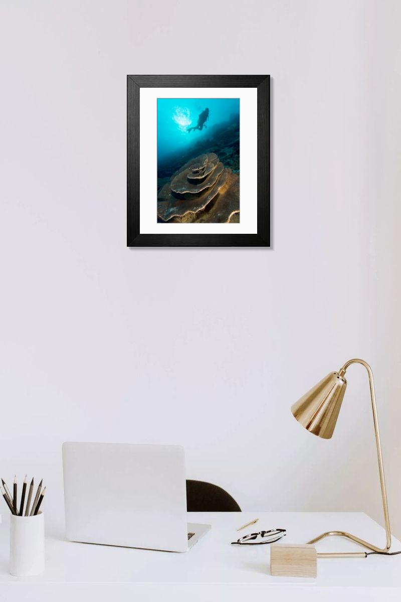 Shown hanging in a room: Modern 14"x12" (36x31cm)