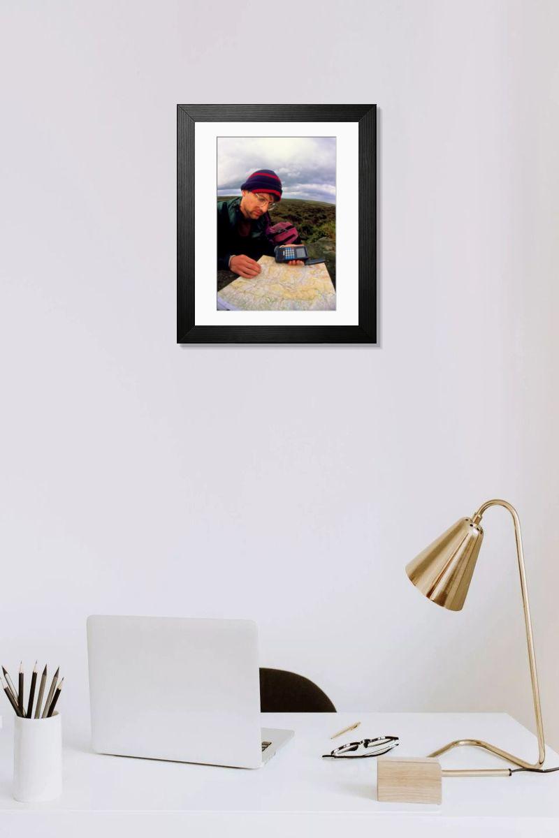 Shown hanging in a room: Modern 14"x12" (36x31cm)
