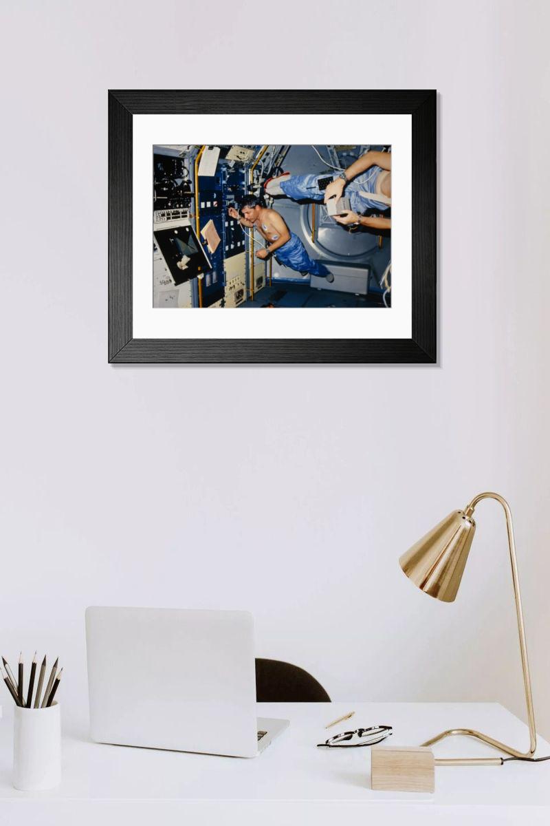 Shown hanging in a room: Modern 14"x12" (36x31cm)