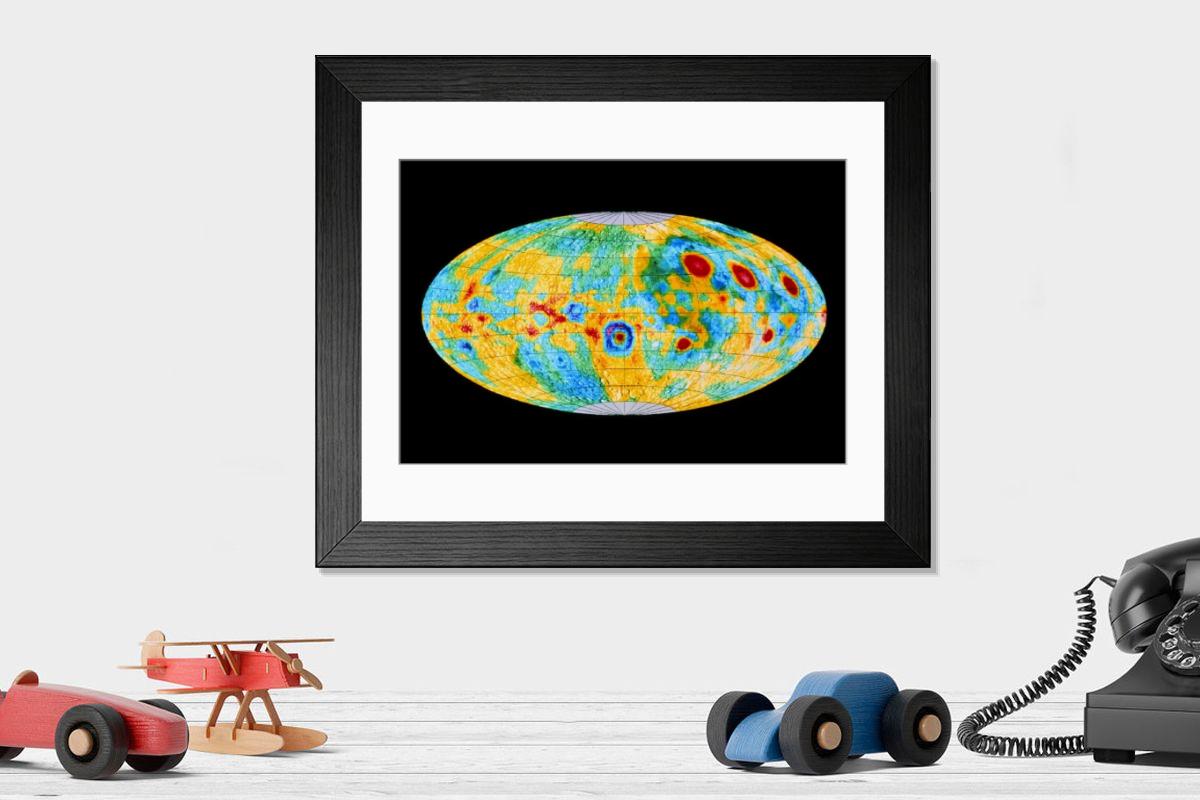 Shown hanging in a room: Modern 14"x12" (36x31cm)