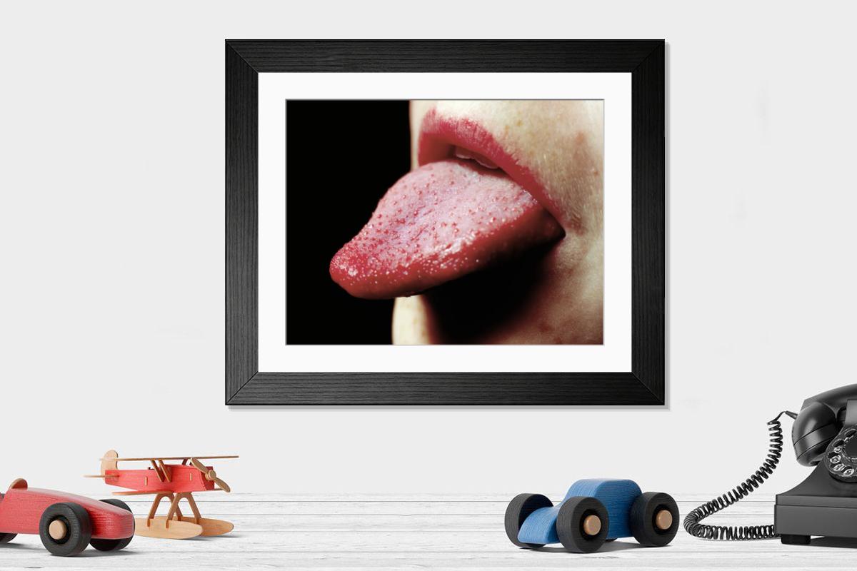 Shown hanging in a room: Modern 14"x12" (36x31cm)