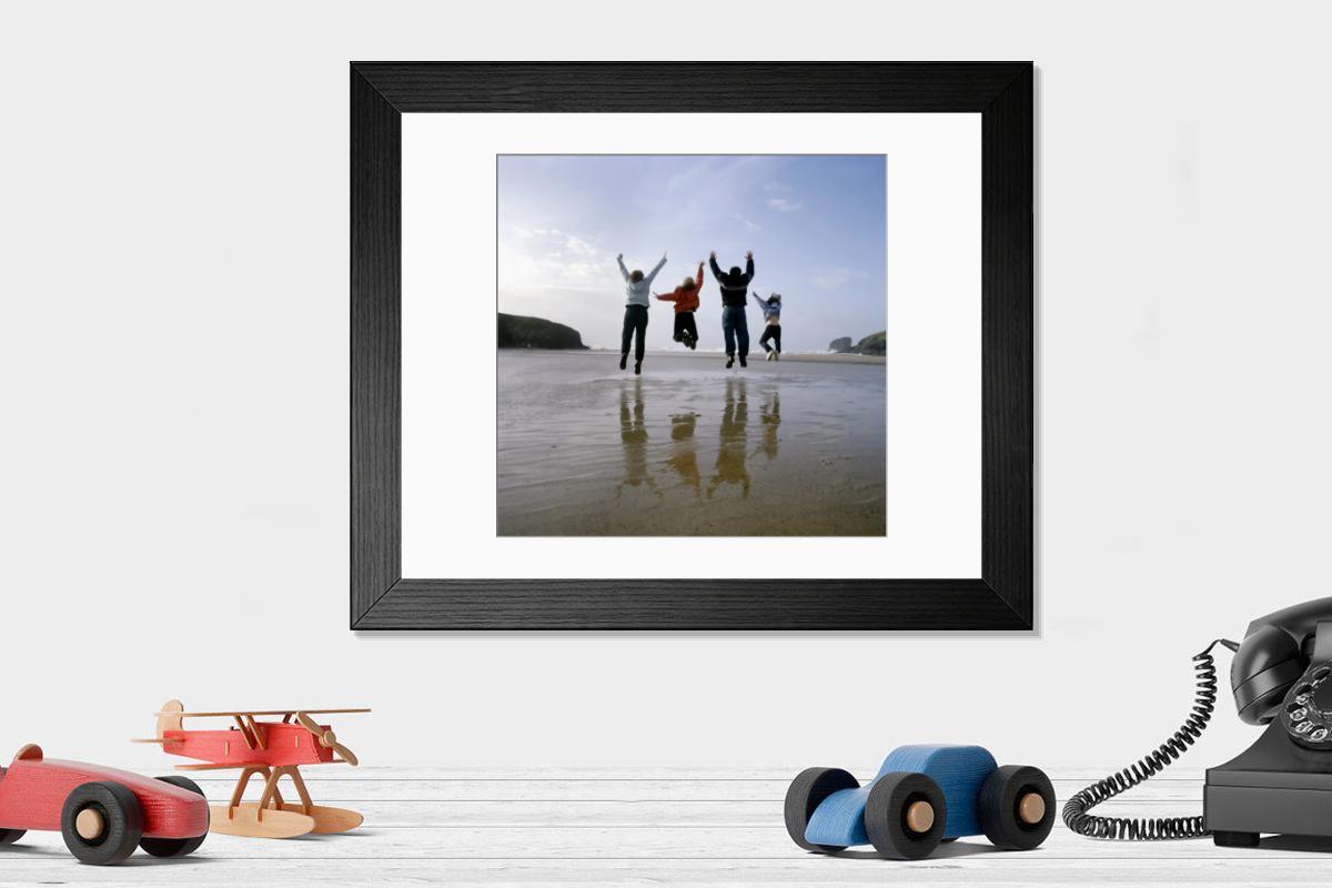 Shown hanging in a room: Modern 14"x12" (36x31cm)