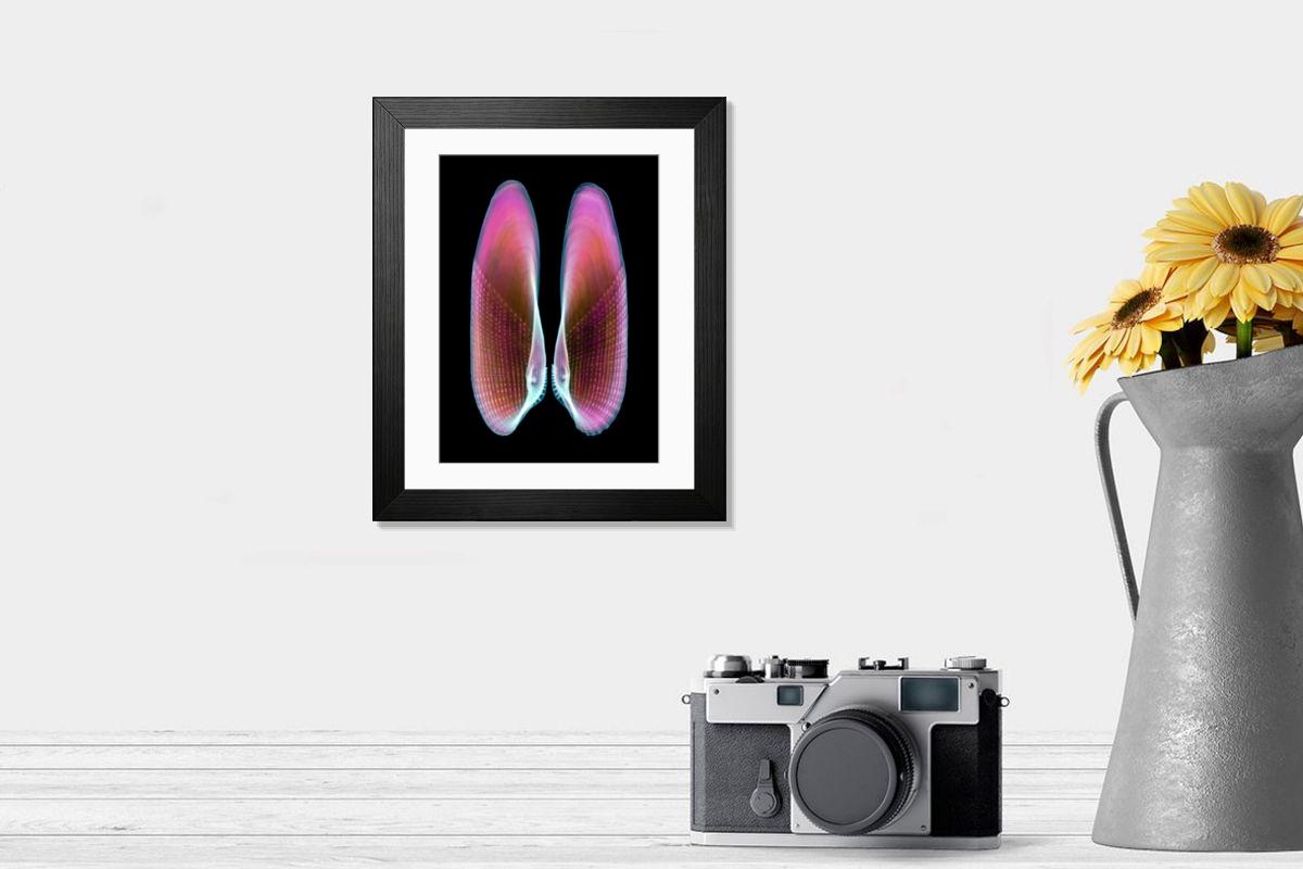 Shown hanging in a room: Modern 14"x12" (36x31cm)