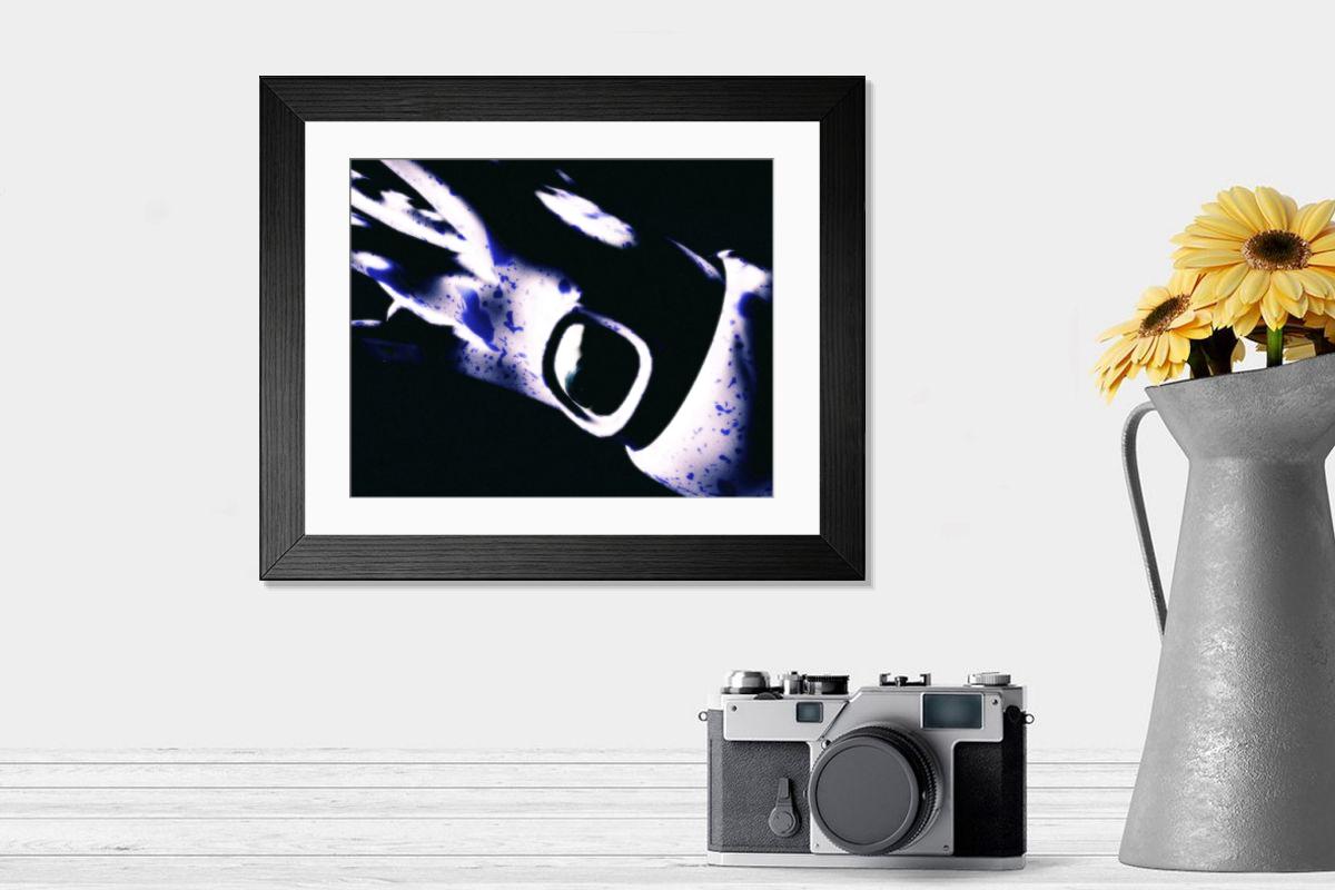 Shown hanging in a room: Modern 14"x12" (36x31cm)