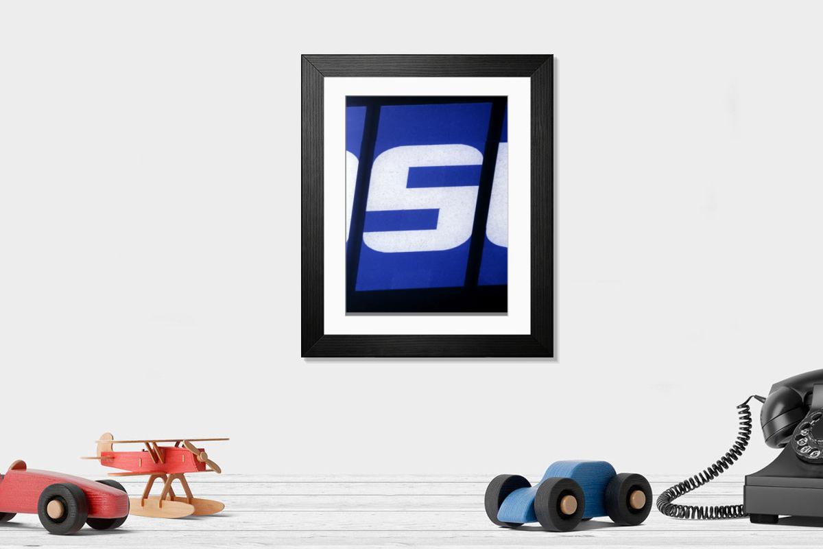 Shown hanging in a room: Modern 14"x12" (36x31cm)