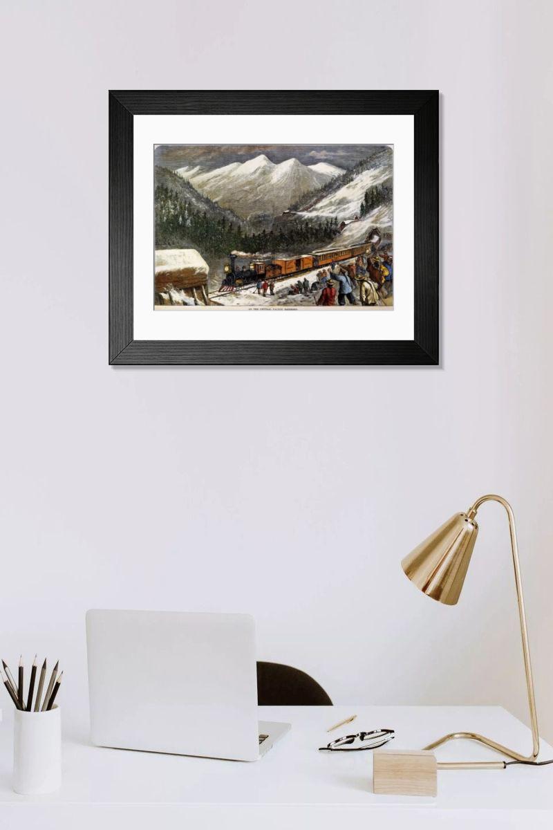 Shown hanging in a room: Modern 14"x12" (36x31cm)