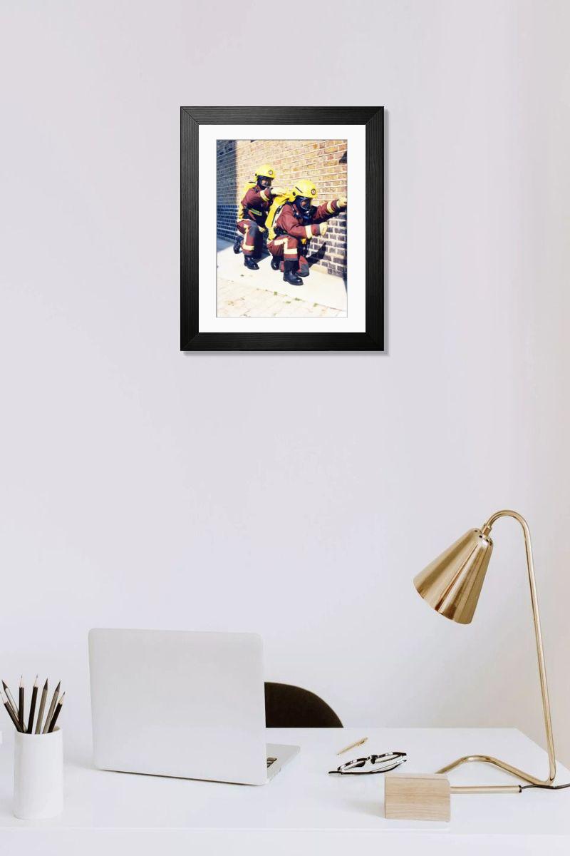 Shown hanging in a room: Modern 14"x12" (36x31cm)