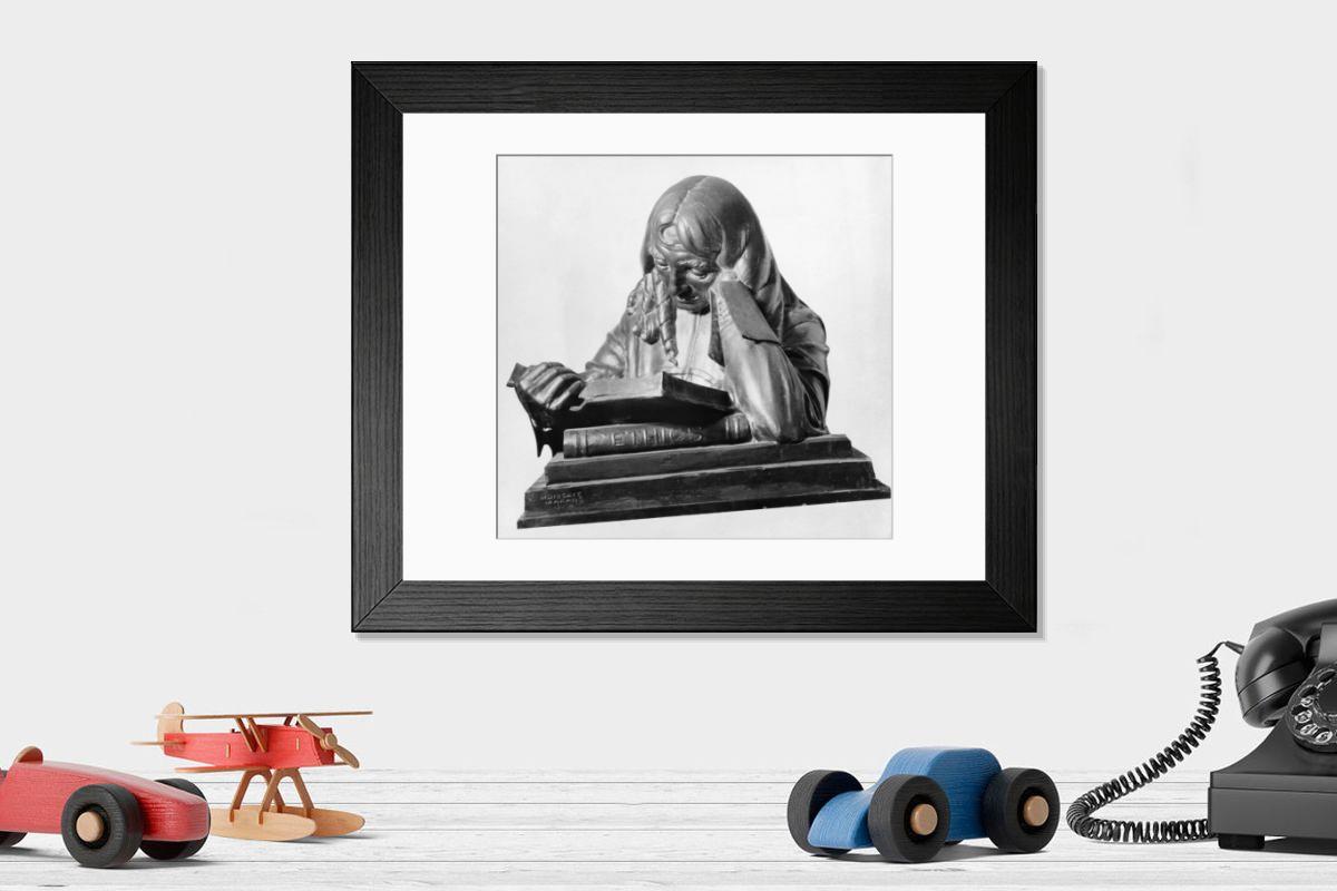 Shown hanging in a room: Modern 14"x12" (36x31cm)