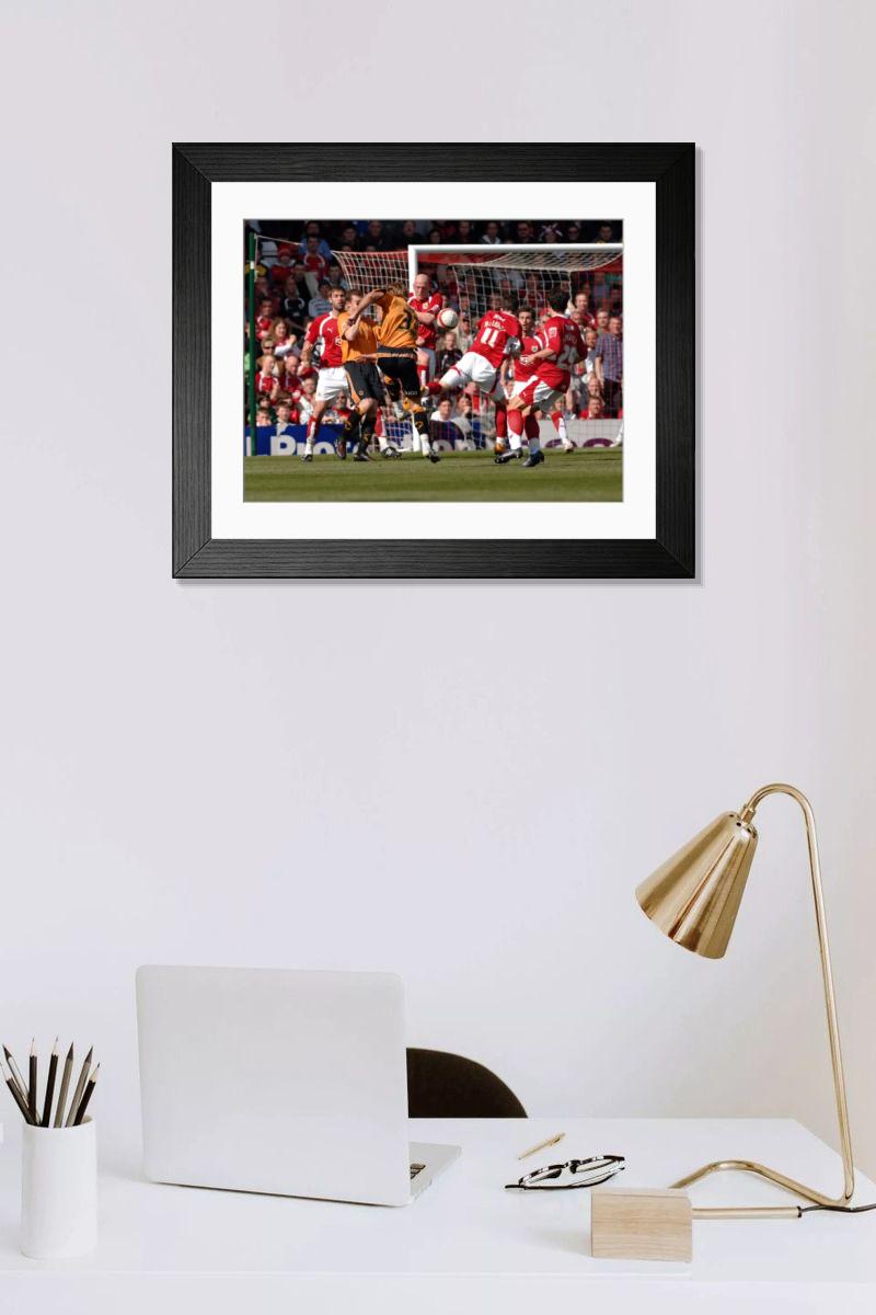 Shown hanging in a room: Modern 14"x12" (36x31cm)