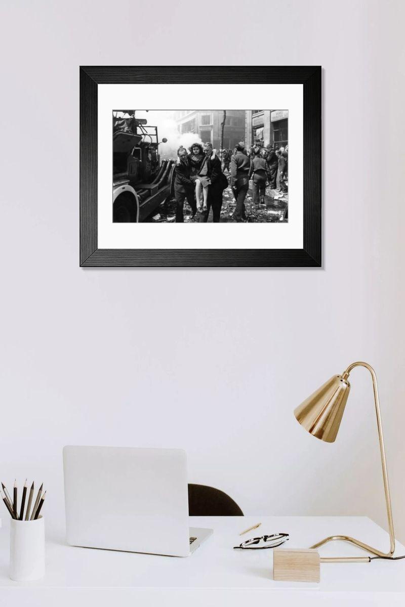 Shown hanging in a room: Modern 14"x12" (36x31cm)